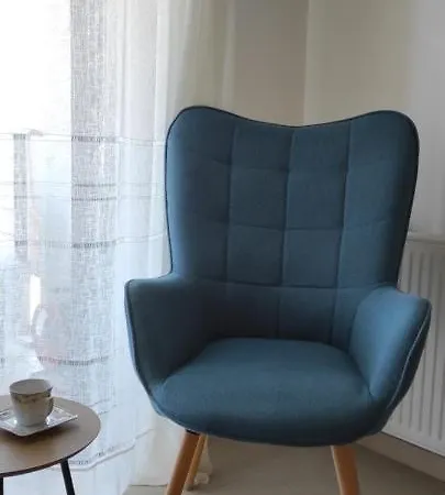 Polyxenia's Cozy At *
